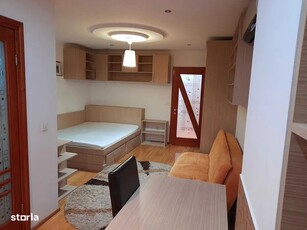 Apartament 2 cam Alexandru cel Bun 95000 EURO Mobilat si Utilat