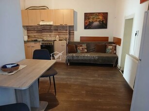 OFERTA! Apartament cu 2 camere in centru