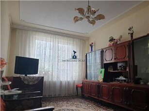 Vanzare Apartament 2 Camere Decomandat Aparatorii PatrieiFrumusani