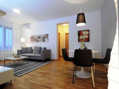 APARTAMENT 3 CAMERE