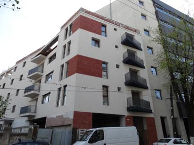 Apartament 3 camere Decebal_Delea Noua, bloc 2021
