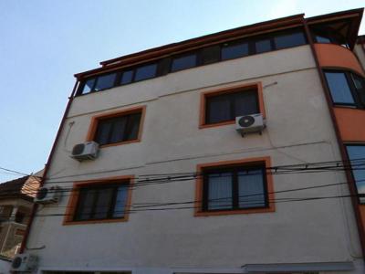 APARTAMENT 3 CAMERE