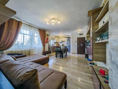 Apartament 4 camere in Deva, zona Gojdu, Al. Crinilor, 80 mp, etaj 4/4...