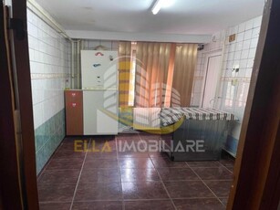 Apartament 2 camere zona Scoala 11, Stadion