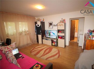 Apartament 2 semidecomandate, 50 mp, parter cu balcon, zona TicTac