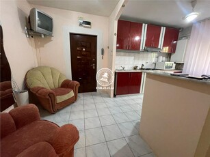 Apartament 3 camere de vanzare Mircea cel Batran