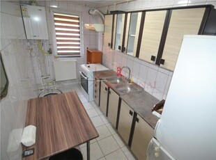 Apartament 3 camere decomandat Calea Bucuresti