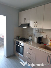 Apartament cu 2 camere, renovat - zona Micro 14, magazin ...