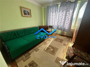 Apartament de inchiriat cu 3 camere, zona Alexandru cel Bun