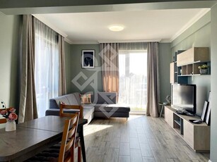 Apartament la casa de vanzare 88 mp si curte proprie in Iosia