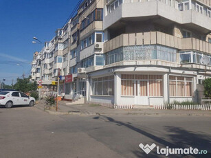 Spatiu comercial/birouri, stradal, la General langa BCR