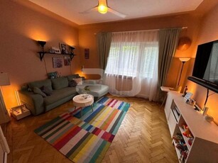 Vanzare - Apartamente +4 camere