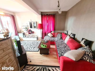 Apartament 3 camere, 69 mp, etaj 2, garaj, zona strazii Ioan Rus