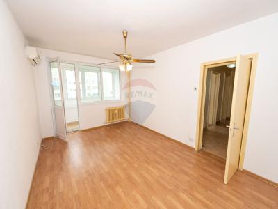 Apartament 2 camere vanzare in bloc de apartamente Bucuresti, Cantemir