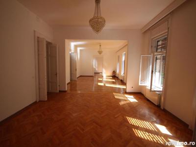 Apartament/birouri 250 mp, zona Balcescu