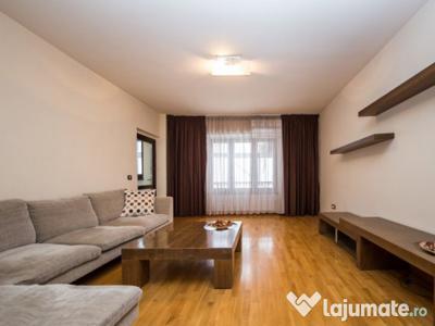 Decebal, Apartament 3 camere proaspat zugravit.