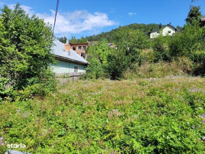 Teren intravilan de vanzare in Azuga