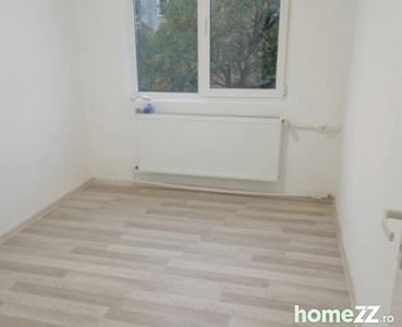 Apartament cu 3 camere