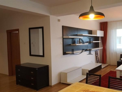 Apartament cu 3 camere de vanzare in cartierul Andrei Muresanu