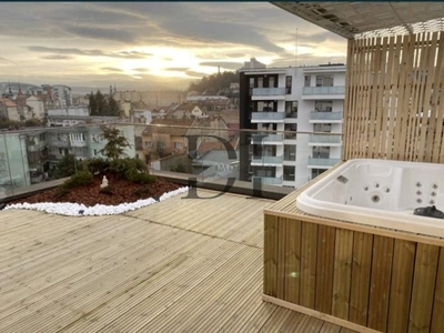 De vanzare apartament de lux | Centru | Terasa cu jacuzzi si sauna