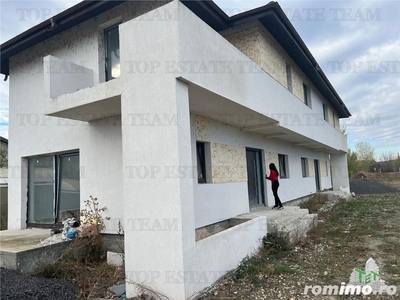 De vanzare Duplex 135 mp- curte libera 250 mp- Domnesti - Pod Prelungirea Ghencea