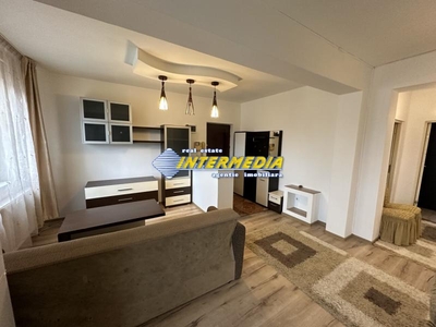 Vanzare Apartament 3 camere 2 bai 2 balcoane etaj 1 bloc nou Centru Alba Iulia mobilat si utilat complet