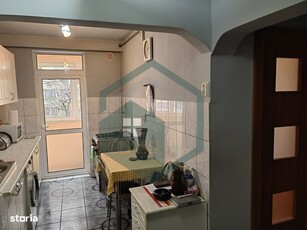 Apartament, 2 camere, decomandat, et. intermediar, zona centrala, Deva