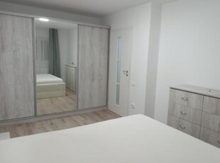 Apartament 2 camere decomandat in Selimbar zona Triajului