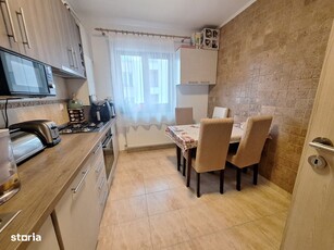 Apartament 3 camere, decomandat, 2 locuri de parcare, Zorilor-Europa