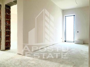 Apartament cu 1 camera, bucatarie inchisa in zona Unitatii Militare