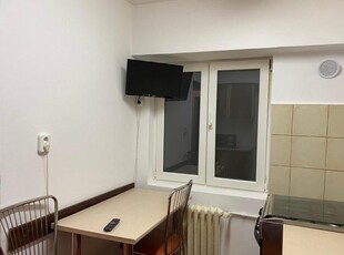 Apartament cu 3 camere spre inchiriere zona Obor Bucuresti