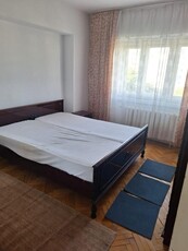 Apartament cu 3 camere - zona Alexandru cel Bun - Minerva