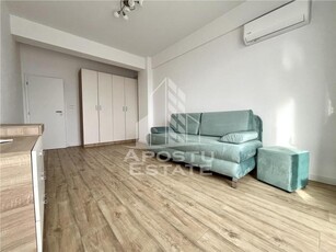 Apartament modern cu o camera, spatios si luminos, bloc cu lift, Giroc