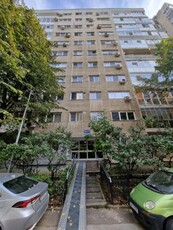 De Vanzare! Apartament cu 4 camere vis-a-vis de parcul Tineretului