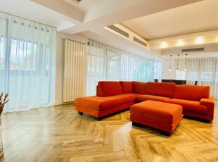 Penthouse tip duplex cu vedere panoramica