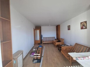 Vanzare Apartament 3 camere Tei