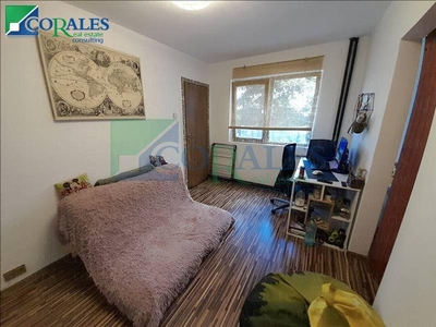 Apartament 2 camere. Aproape de Scoala Gimnaziala nr 2. Mobilat si utilat.