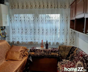 Apartament 2 camere mobilat - zona Tractorul