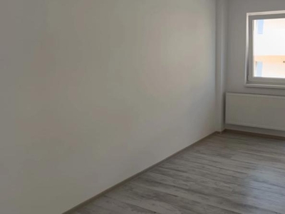 Apartament nou, 2 camere decomandat, 56 mp, Popas Pacurari, de vanzare, Antibiotice, Cod 152191