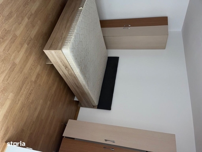 Apartament 3 camere Trivale, et 1/4,decomandat, 75000 euro