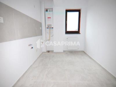 Apartament 1 camera 42 mp, geam baie, bucatarie mare, Galata, statie autobuz