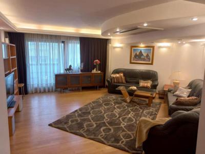 Vanzare Apartament 3 camere Cartierul Evreiesc