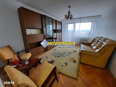 Apartament 3 camere de inchiriat in Alba Iulia zona Centru