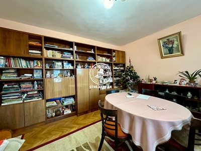 Apartament 4 camere de vanzare Copou