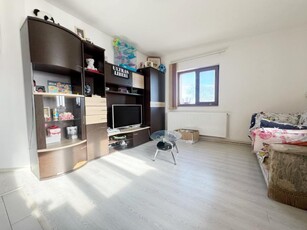 Apartament 2 camere, 40mp utili, etaj3/3, pozitie excelenta in Giroc