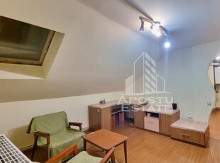 Apartament 2 camere, bloc anvelopat, zona Aradului.