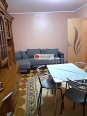 Apartament 2 camere, decomandat, etaj intermediar, zona Flips