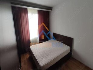 Apartament 3 camere de vanzare Rahova