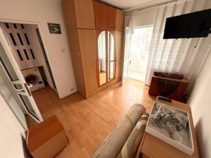 Apartament cu 2 camere cartier C5 etajul 4