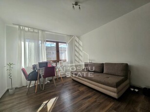 Apartament cu 2 camere, etaj intermediar, centrala proprie, Cetatii